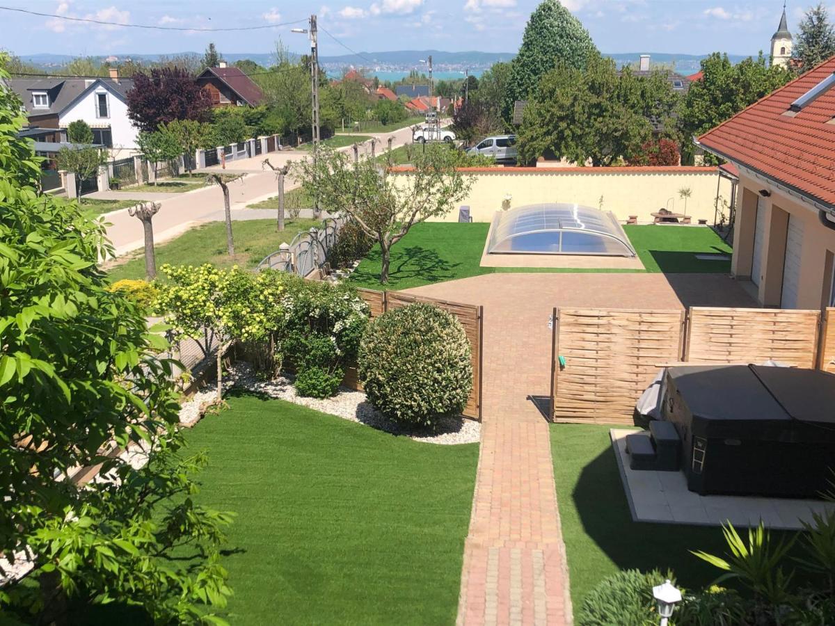 Szabo Vendeghaz Zamardi Villa Exteriör bild
